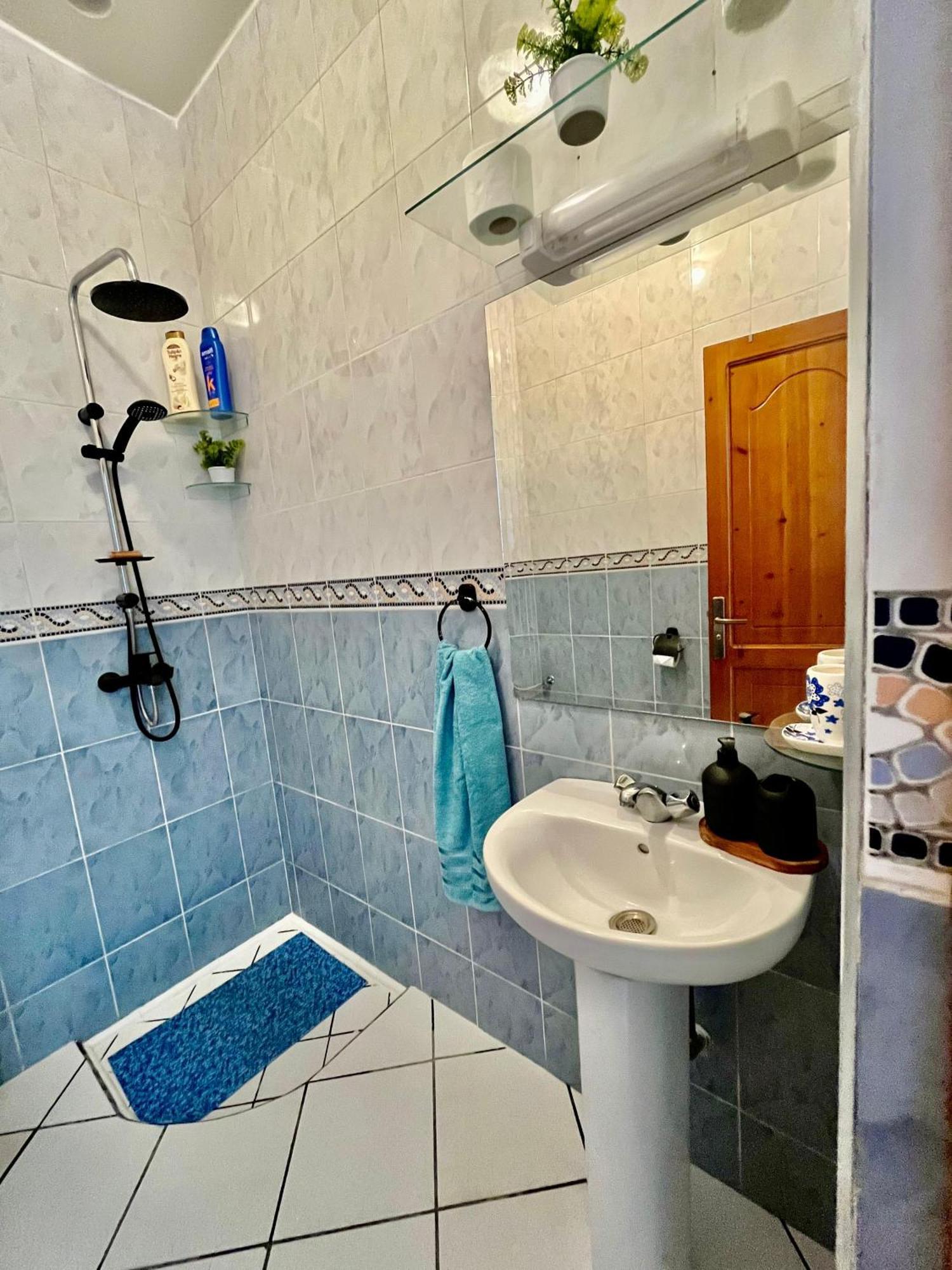 Ambre Appartement 에사우이라 외부 사진